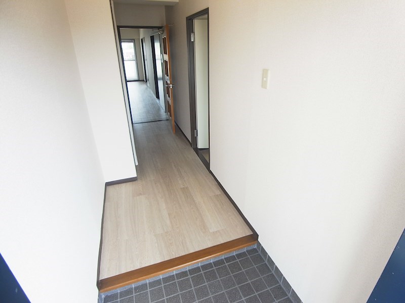 イーストヒルズ柏 玄関