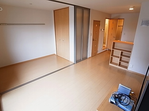 サントビーヴィレッジⅤ リビング