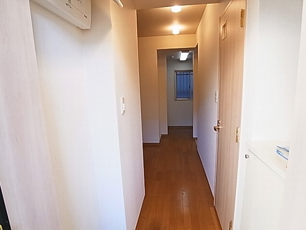 クレストガーデン柏壱番館 玄関