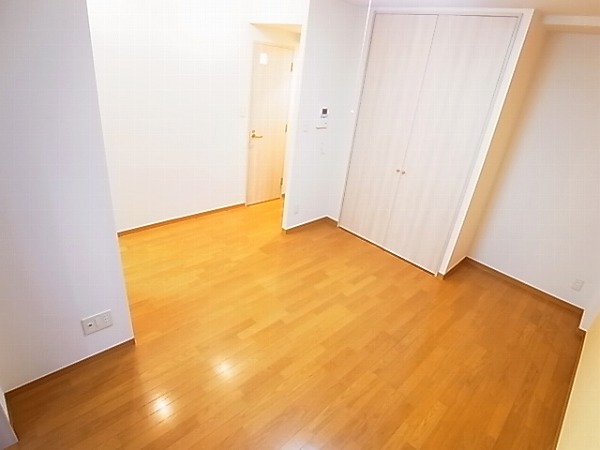 クレストガーデン柏壱番館 リビング