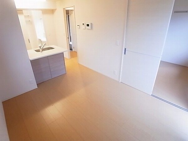 カロン リビング