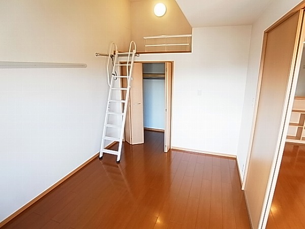 プチ・エトワール ベッドルーム