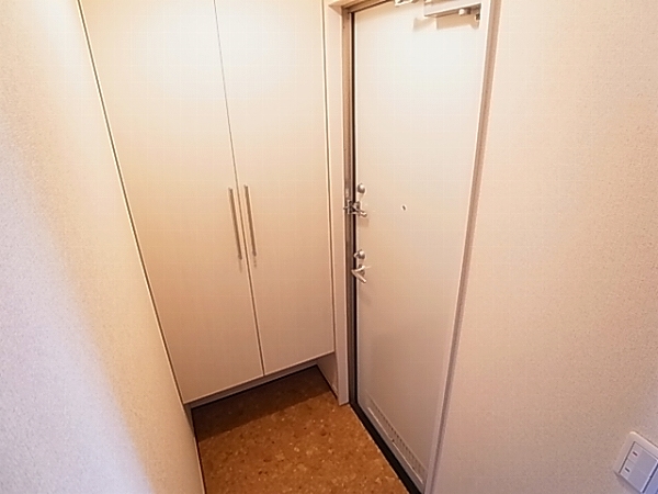 プワールおおたかの森Ⅲ 玄関