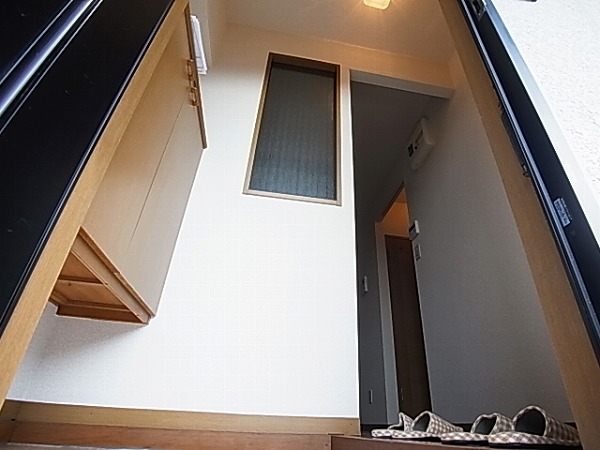 プラッツ豊四季 玄関