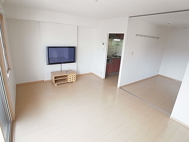 メゾンローレルⅡ リビング