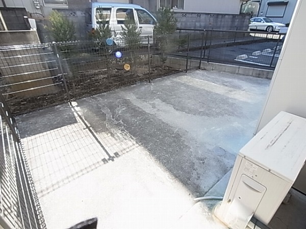 マスカレード　ギャレー ベランダ