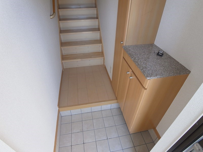 ＳＫニューカトレア 玄関