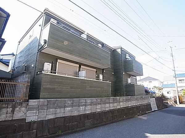 Precious Earth 逆井 203号室 外観