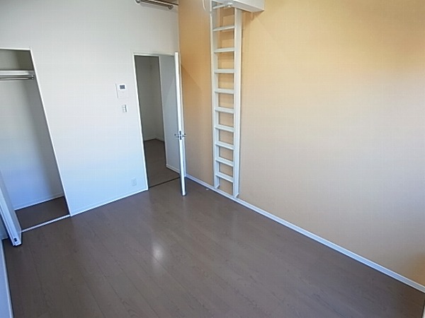 Precious Earth 逆井 リビング