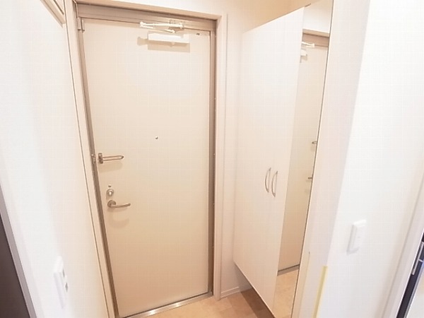 パーク根郷 玄関