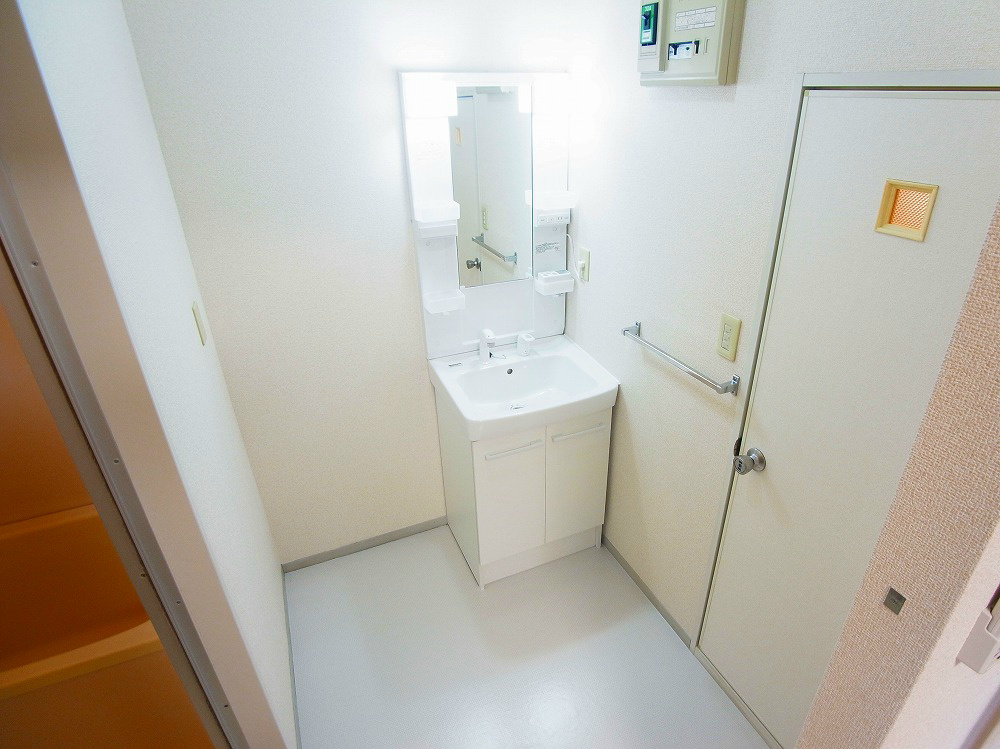 フラワーハイツ中野Ａ その他2