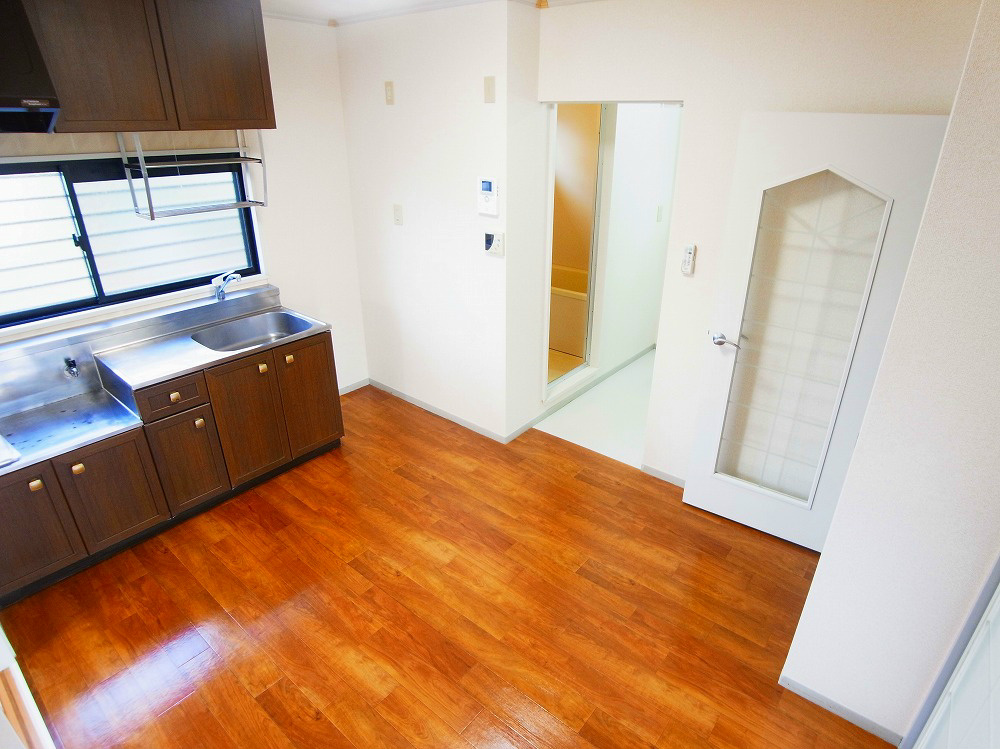 フラワーハイツ中野Ａ リビング