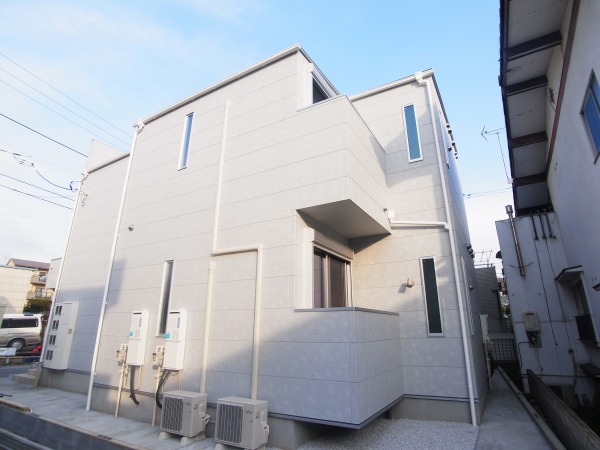 GRANDTIC柏 201号室 外観