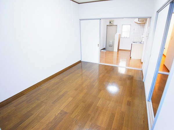 コーポカワイ リビング