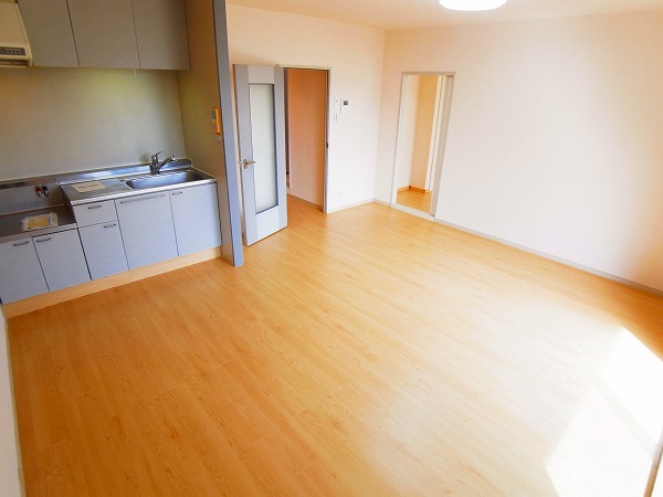 ローズ・ウッド リビング