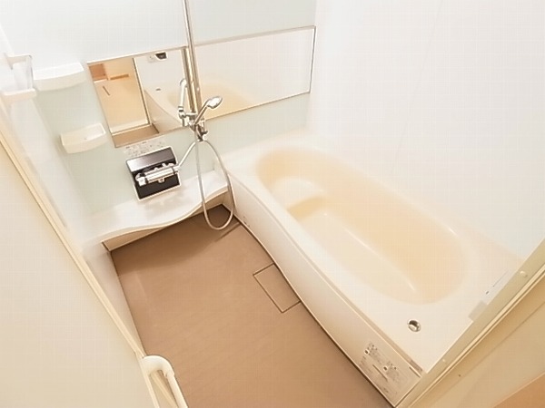 フローラルＣ 風呂画像