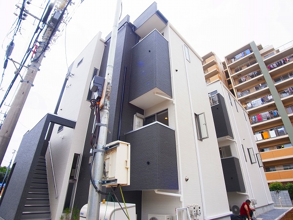 CB南柏フロスト 201号室 外観