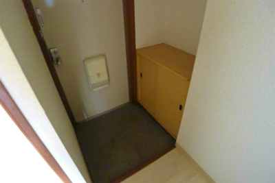 マンションつつみ 玄関