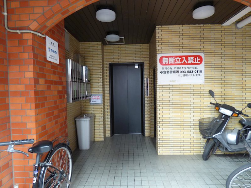 コンプレート中津口 ロビー