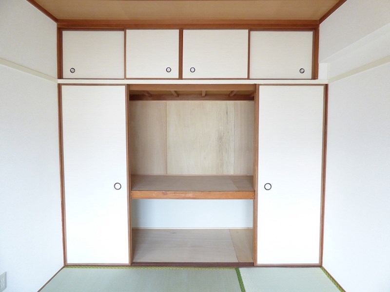 コンプレート中津口 収納