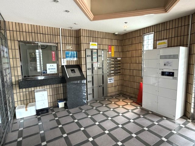 ニューリバー九工大駅前 エントランス