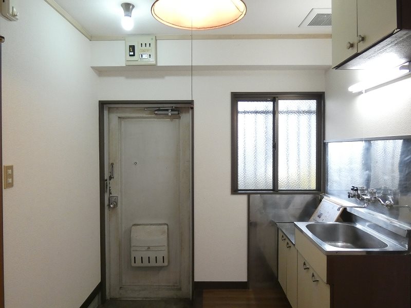マンション葉山中井 玄関