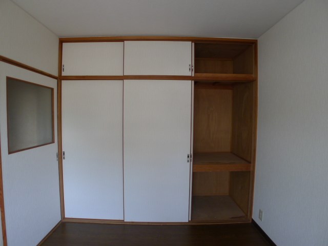 緑光苑マンション 収納