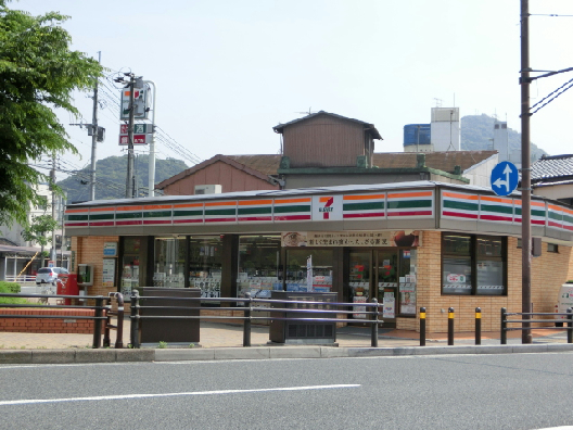井口ビル コンビニ