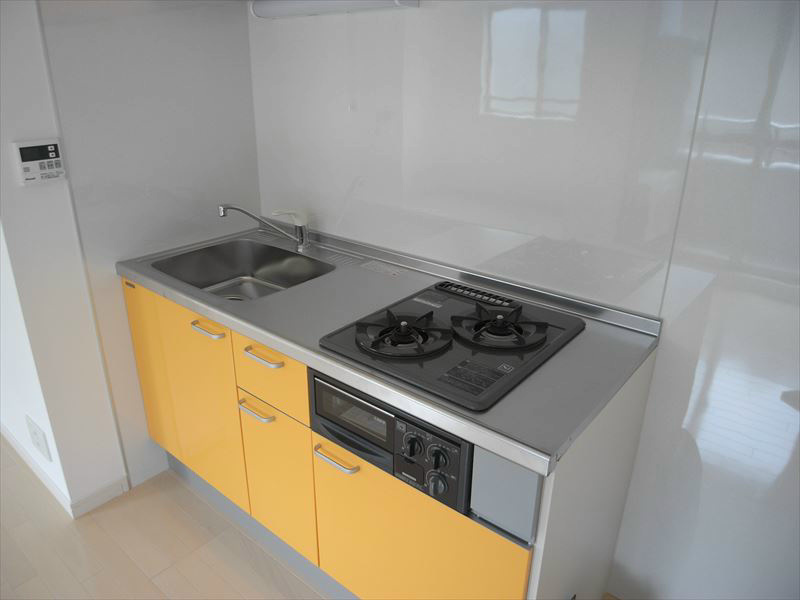 ＩＯＭスクエアー キッチン