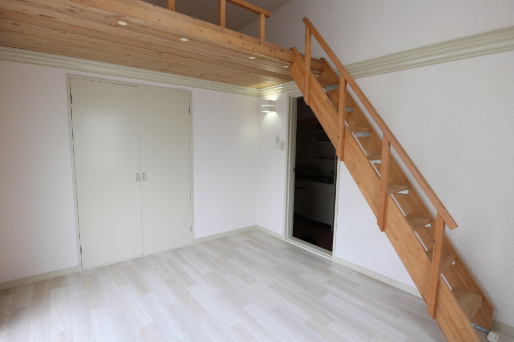 MAPLE RESIDENCE リビング