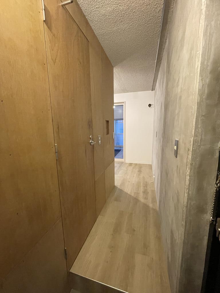 ROOMS（防音ルーム） 玄関