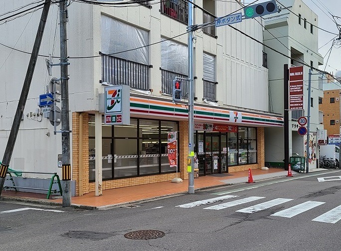 メゾンかざみ コンビニ