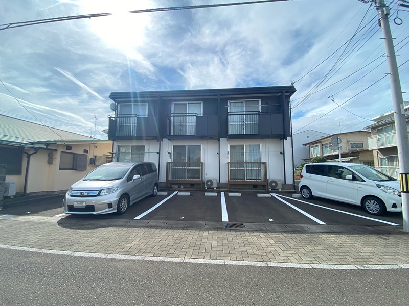 フラットT 駐車場