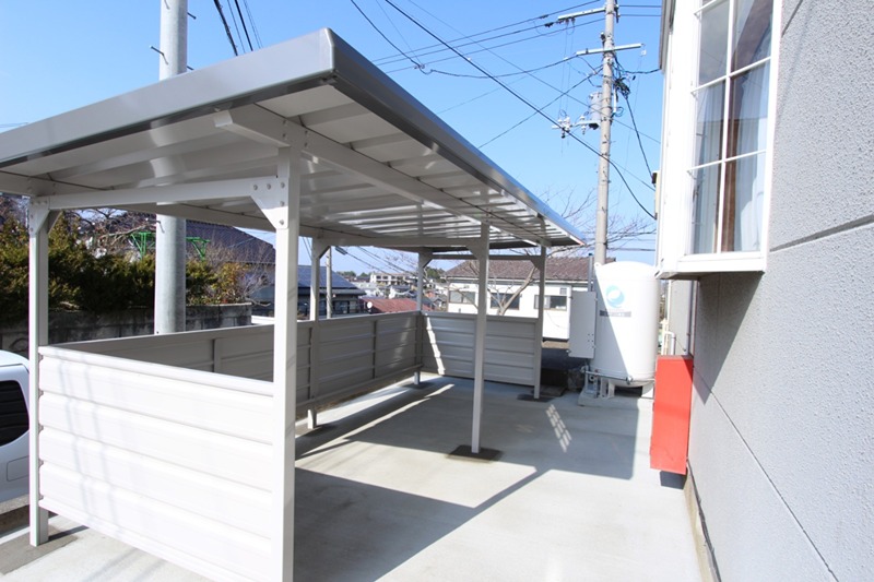 パインクレスト 駐車場