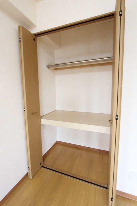 サンプラザ志波町 収納