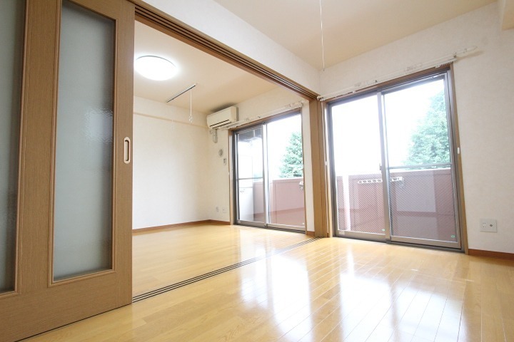 サンプラザ志波町 ベッドルーム