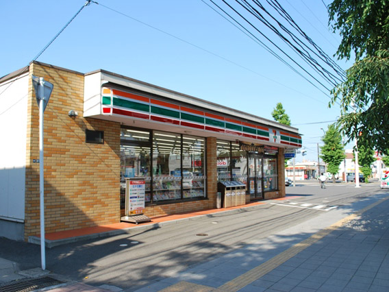斎藤ハイツ コンビニ