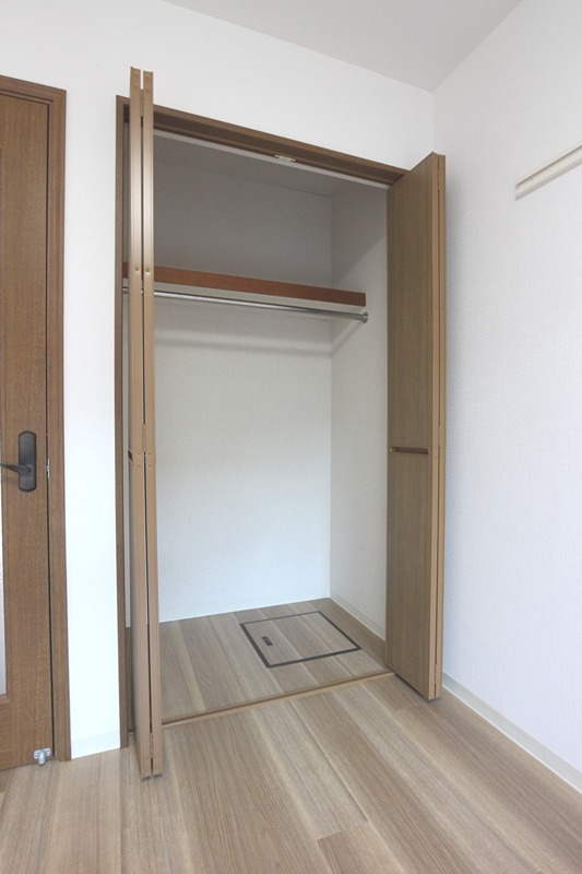 サンプラザ中倉 収納