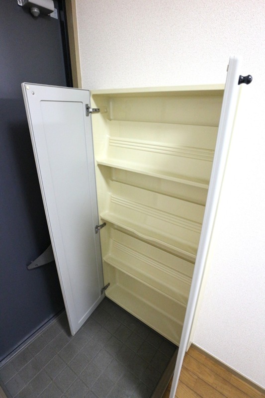 シェロスY・K中倉 収納