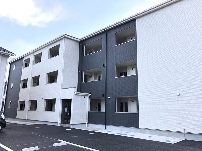 グランパランⅢ 外観