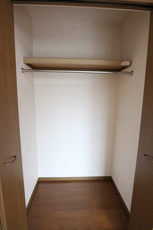 レジデンツ中山 収納