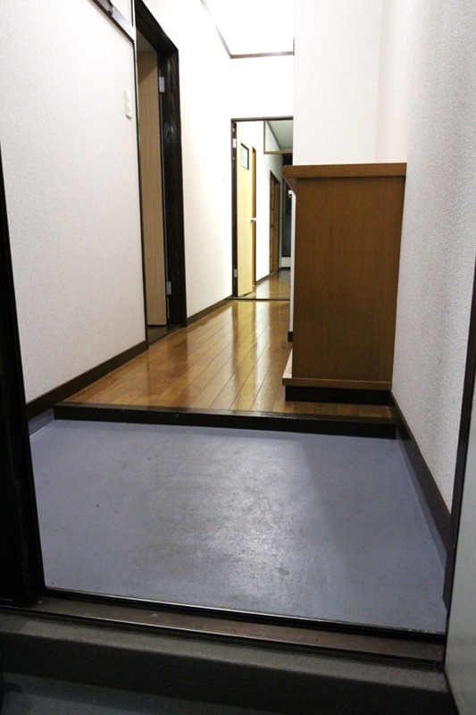 USハイツ 玄関