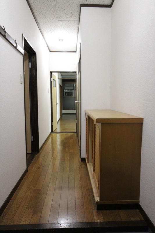 USハイツ 玄関