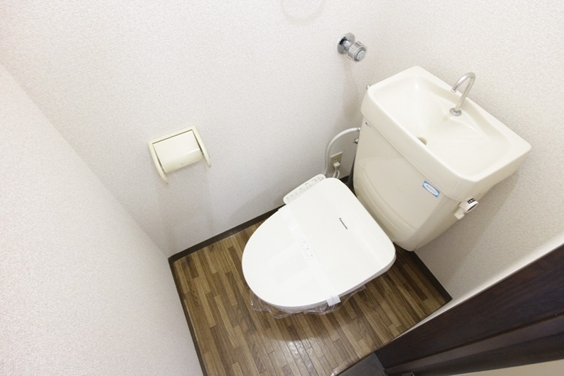 クローバーハウスC トイレ