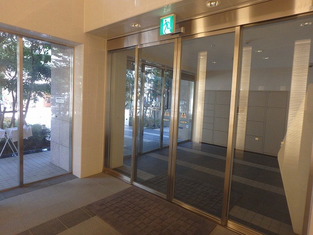 ＫＤＸ堺筋本町レジデンス エントランス