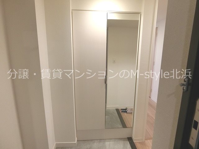 プレサンス北浜オリジン 玄関