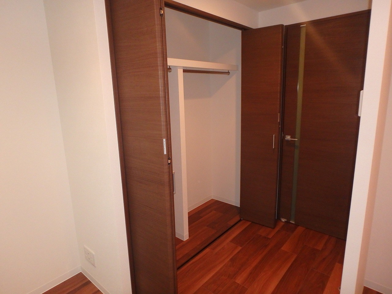 セイル淀屋橋  収納