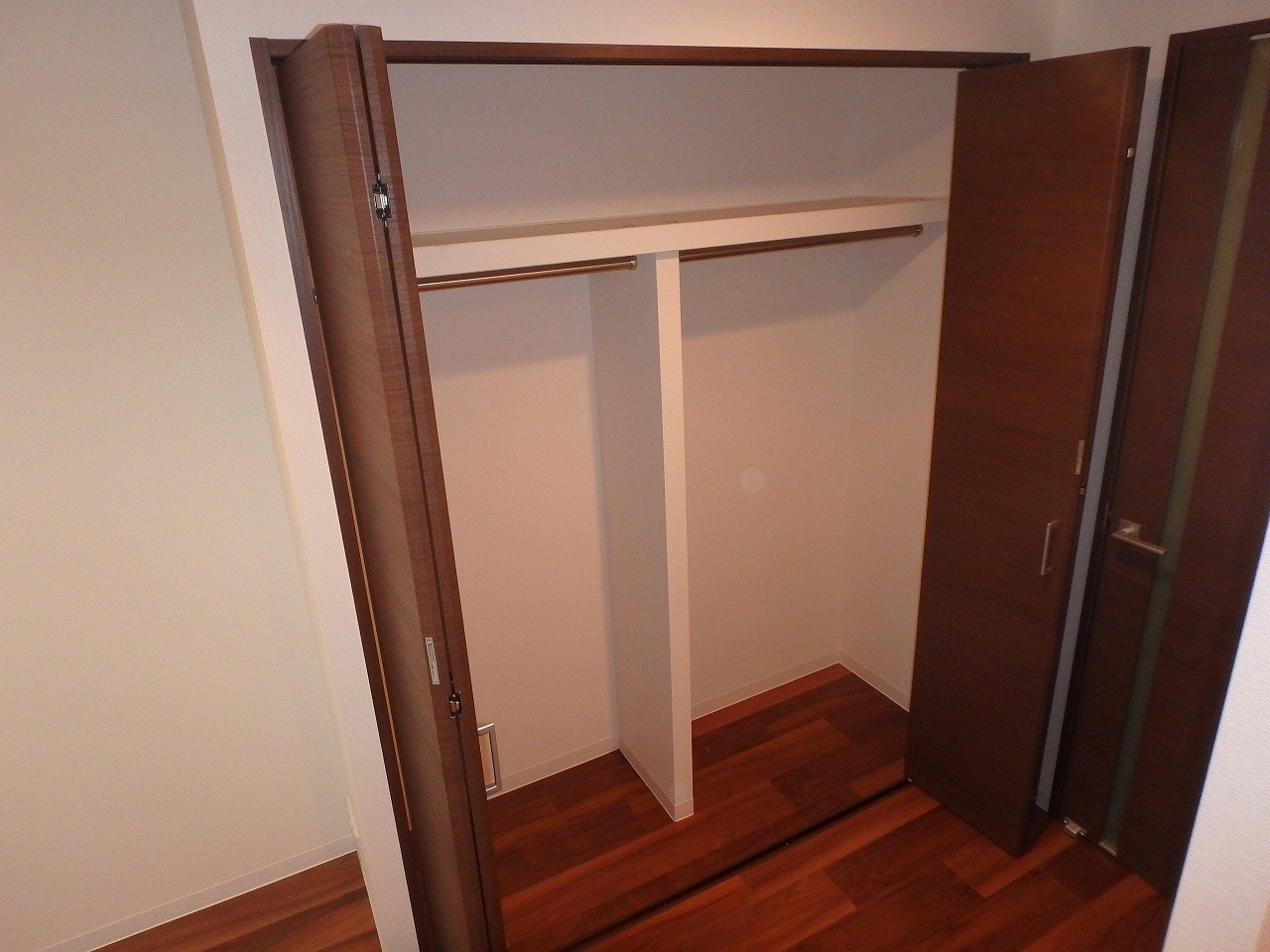 セイル淀屋橋  収納