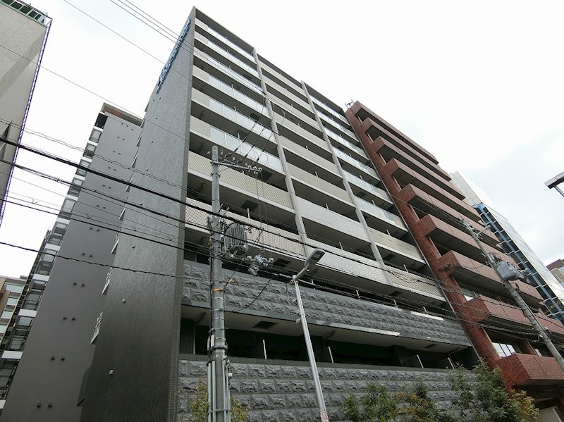 プレサンス南森町駅前 外観