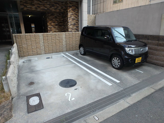 アスヴェルタワー大阪城ＷＥＳＴ 駐車場